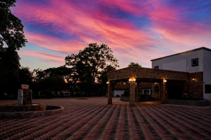 Zambezi Junction Lodge Livingstone Luaran gambar