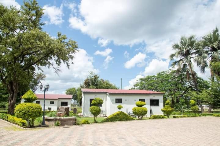 Zambezi Junction Lodge Livingstone Luaran gambar