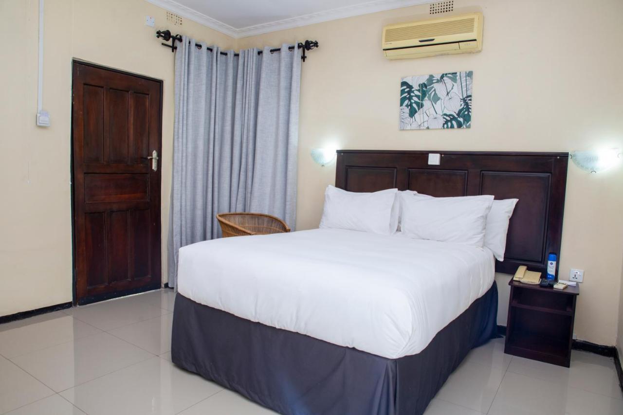 Zambezi Junction Lodge Livingstone Luaran gambar