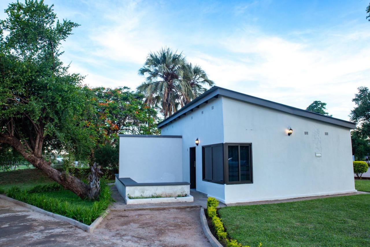 Zambezi Junction Lodge Livingstone Luaran gambar